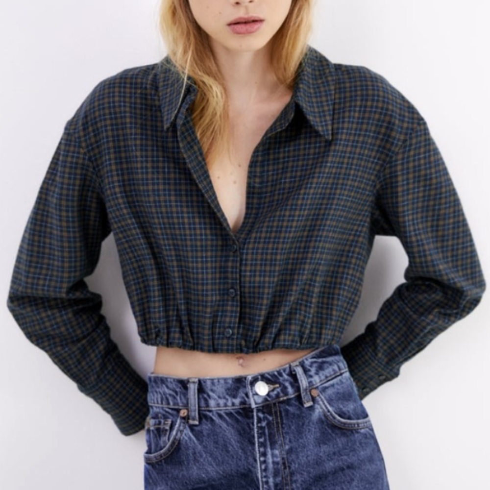 Zara NWT cropped plaid button up size xs